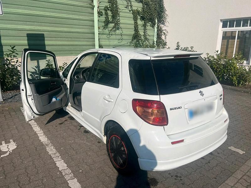 Gebraucht Suzuki SX4 2008 Weiß Kleinwagen