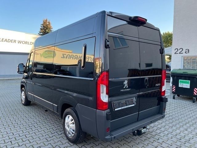Gebraucht Peugeot Boxer Active 131 PS (96 kW) 2016 Grau Van