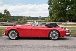 Gebraucht Jaguar XK 223 PS (164 kW) 1960 Rot Cabrio