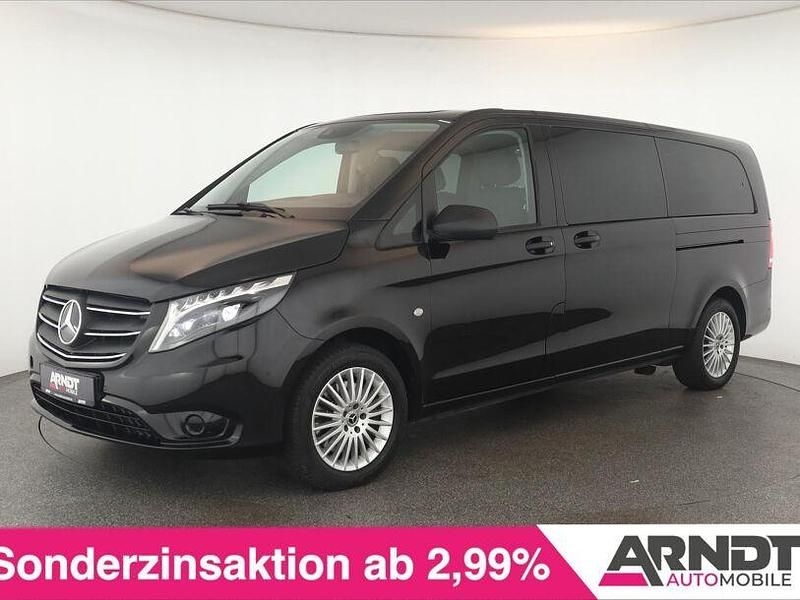 Obsidianschwarz metallic Gebraucht 2023 Mercedes Vito Van / Kleinbus | 51.484 € - Bild 1/4