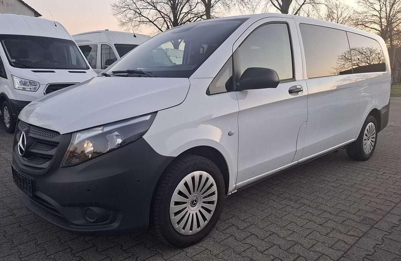Gebraucht Mercedes Vito 163 PS (119 kW) 2022 Arktikweiss Van