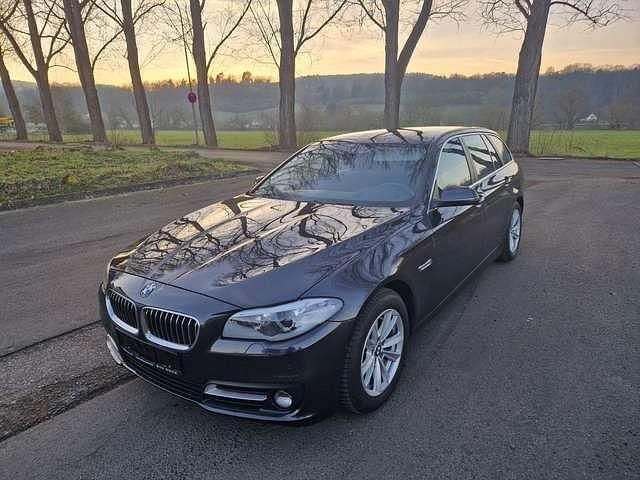 Sophistograu brillanteffekt Gebraucht 2015 BMW 525 Comfort Edition Kombi | 11.990 € (Superpreis) - Bild 1/4