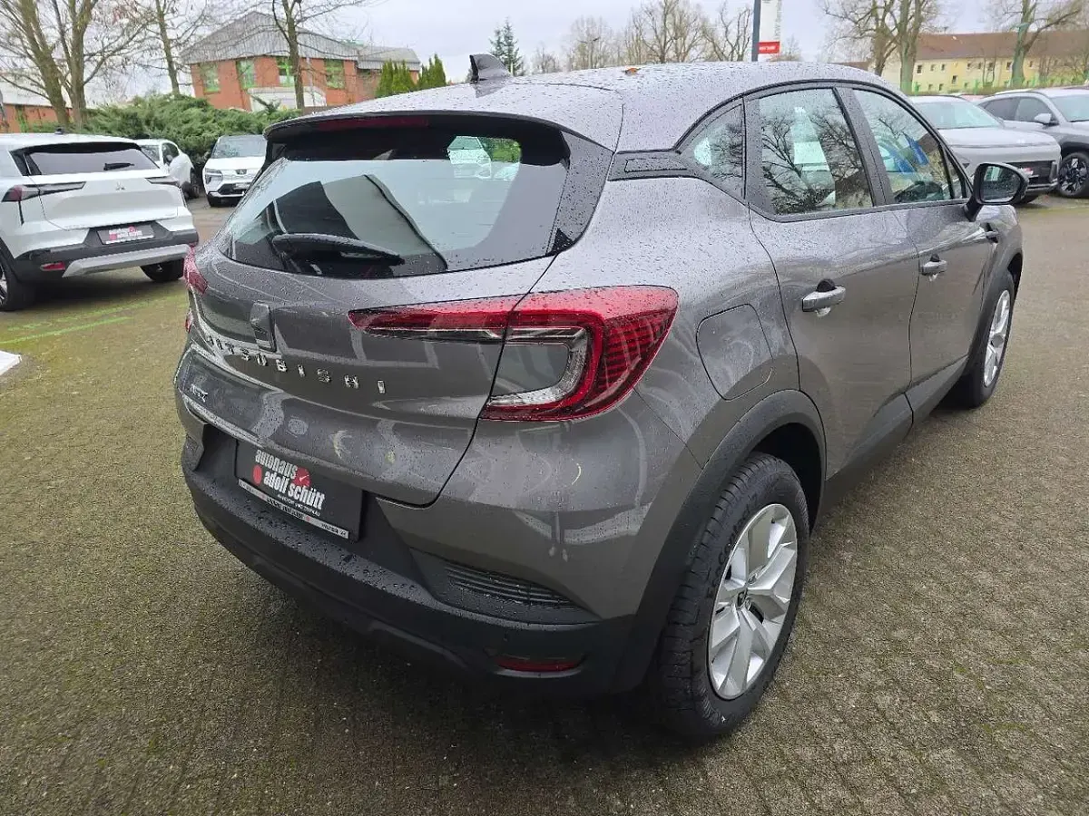 Neu Mitsubishi ASX Basis 91 PS (66 kW) 2025 Anthrazitgrau SUV