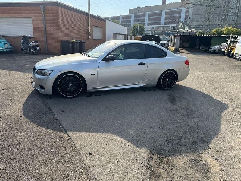 Gebraucht BMW 335 Sport Line 400 PS (294 kW) 2006 Silber Coupé