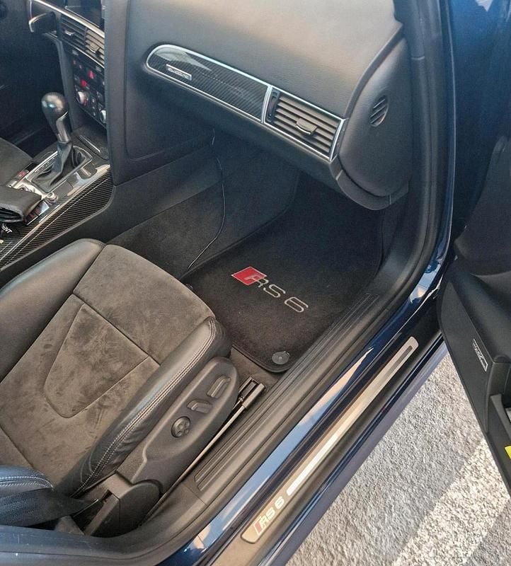 Gebraucht Audi RS6 579 PS (425 kW) 2009 Blau Limousine