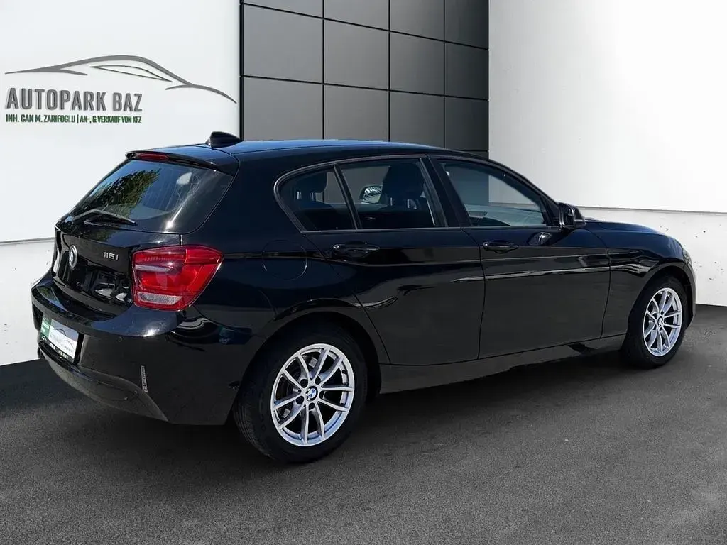 Gebraucht BMW 116 136 PS (100 kW) 2012 Schwarz Kleinwagen