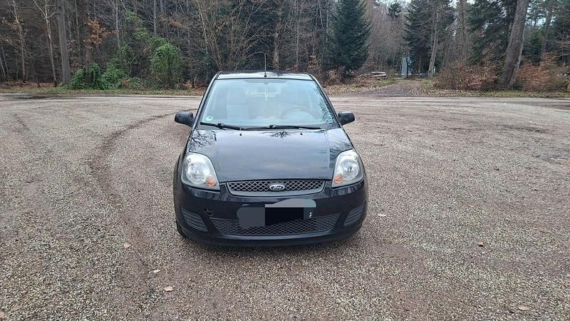 Gebraucht Ford Fiesta Style 80 PS (58 kW) 2008 Schwarz Kleinwagen