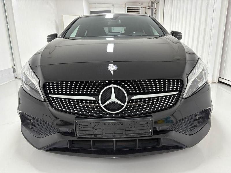 Gebraucht Mercedes A200 Sportline 136 PS (100 kW) 2016 Schwarz Limousine