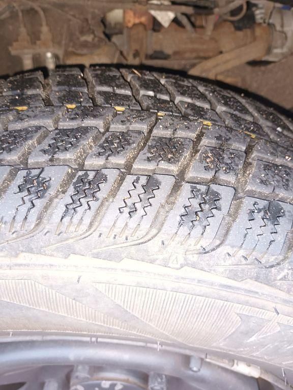 Gebraucht Lada niva 77 PS (56 kW) 2011 Grün SUV