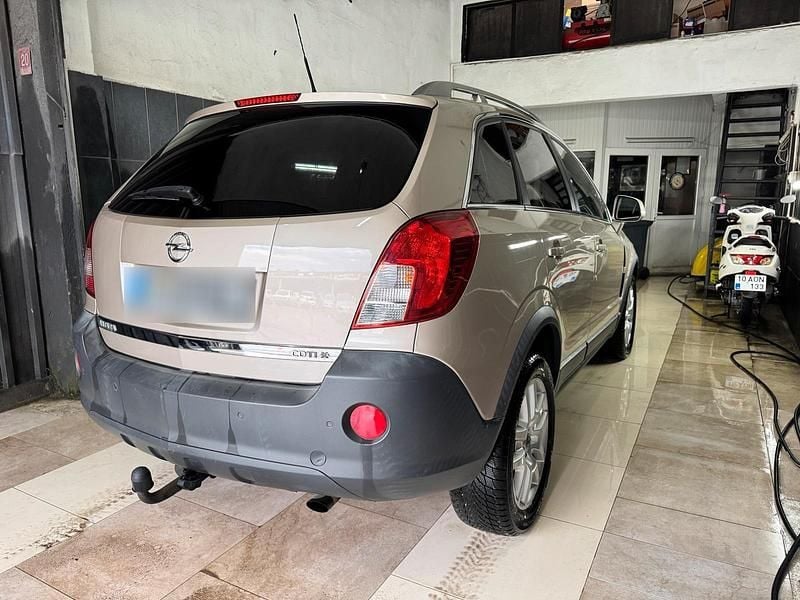 Gebraucht Opel Antara 163 PS (119 kW) 2012 Beige SUV