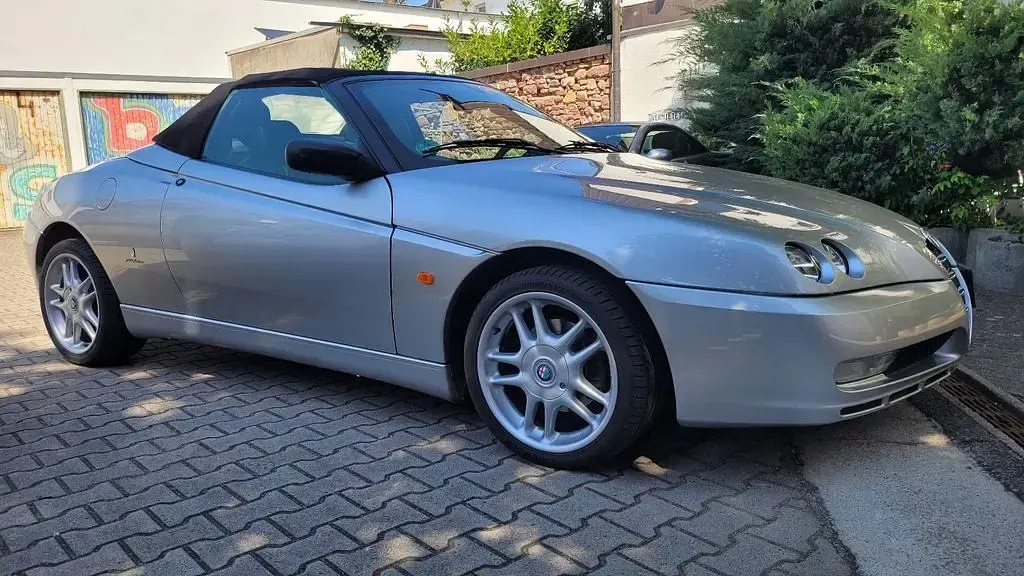 Gebraucht Alfa Romeo Spider 165 PS (121 kW) 2003 Silber Cabrio