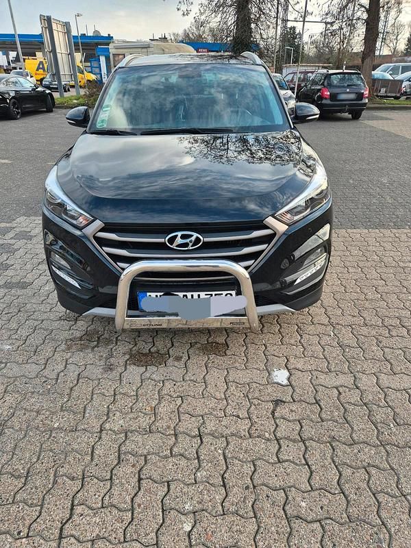 Gebraucht Hyundai Tucson Style 177 PS (130 kW) 2017 Schwarz SUV