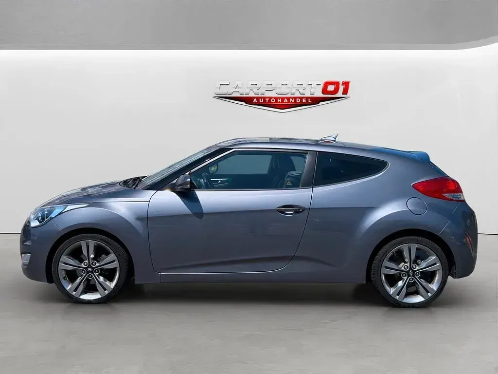 Gebraucht Hyundai Veloster Style 140 PS (102 kW) 2013 Silber Kleinwagen
