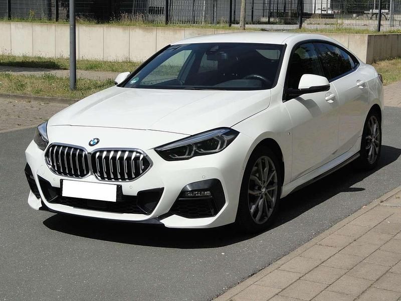 Weiß Gebraucht 2022 BMW 220 M Sport Coupé | 27.000 € (Superpreis) - Bild 1/4