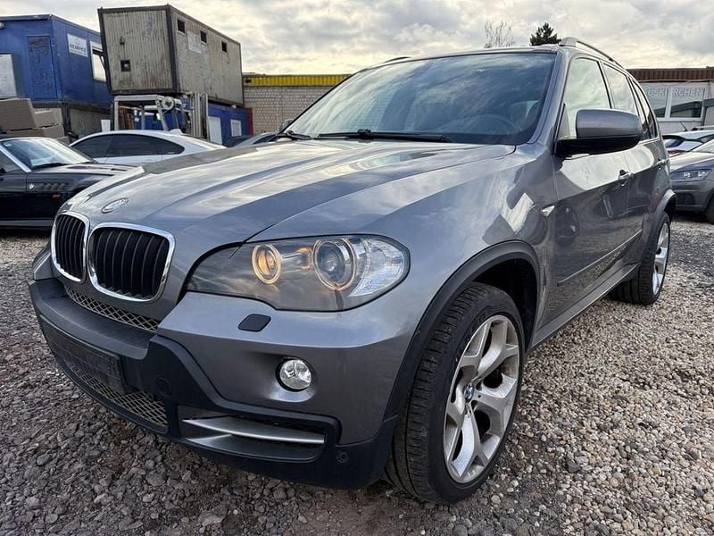 Spacegrau Gebraucht 2009 BMW X5 Sport Line SUV | 7.890 € (Superpreis) - Bild 1/4