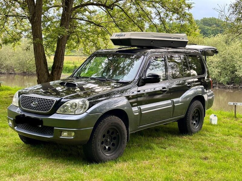 Schwarz Gebraucht 2005 Hyundai Terracan GLS SUV | 7.100 € (Teuer) - Bild 1/4
