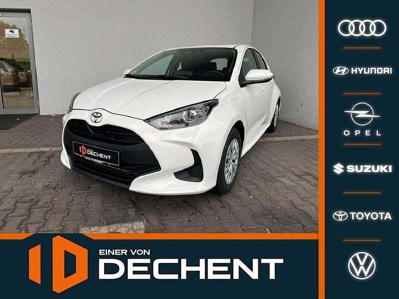 Weiß Neu 2025 Toyota Yaris Hybrid Limousine | 25.150 € (Fairer Preis) - Bild 1/4