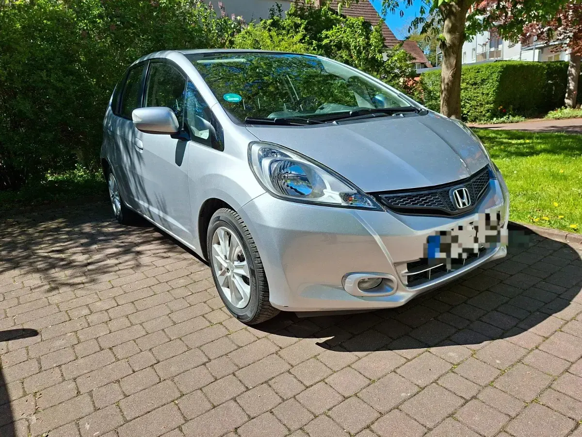 Gebraucht Honda Jazz 98 PS (72 kW) 2011 Silber Kleinwagen