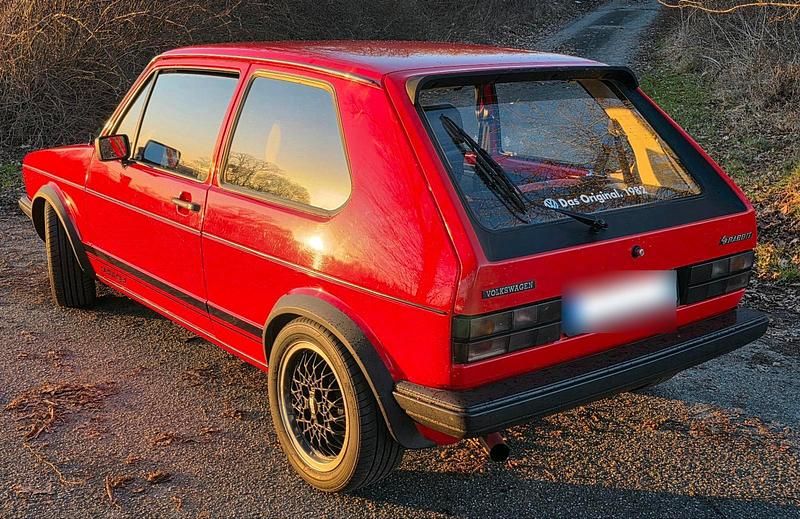 Gebraucht VW Golf I GTI 70 PS (51 kW) 1982 Rot Kleinwagen