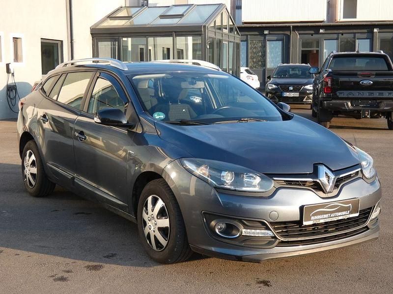Gebraucht Renault Mégane III 110 PS (80 kW) 2015 Grau Limousine