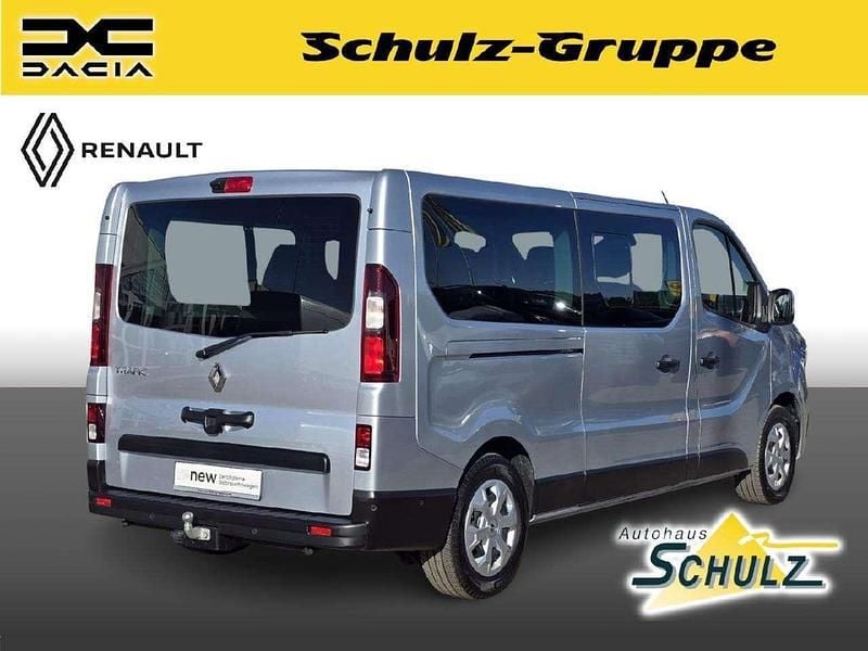 Gebraucht Renault Trafic Life 170 PS (125 kW) 2022 Highland grey Van / Kleinbus