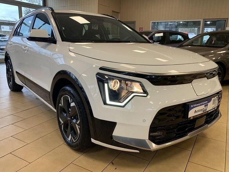 Gebraucht Kia e-Niro Vision 150 kW (204 PS) 2023 Weiß SUV