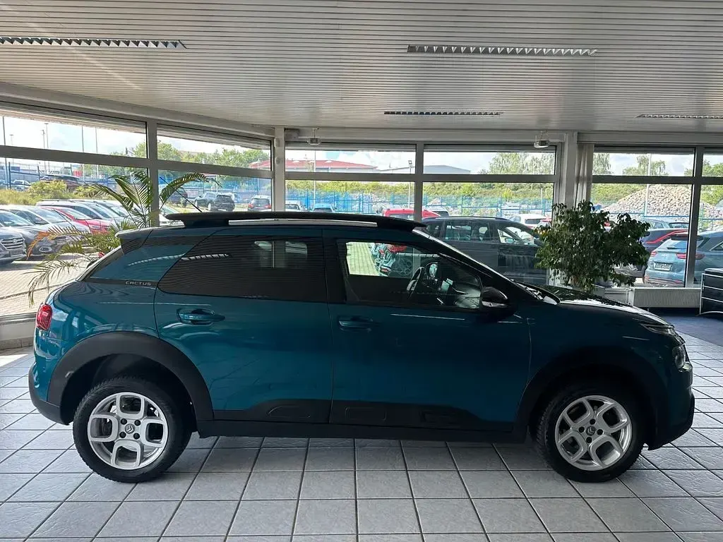 Gebraucht Citroën C4 Shine 131 PS (96 kW) 2020 Blau SUV