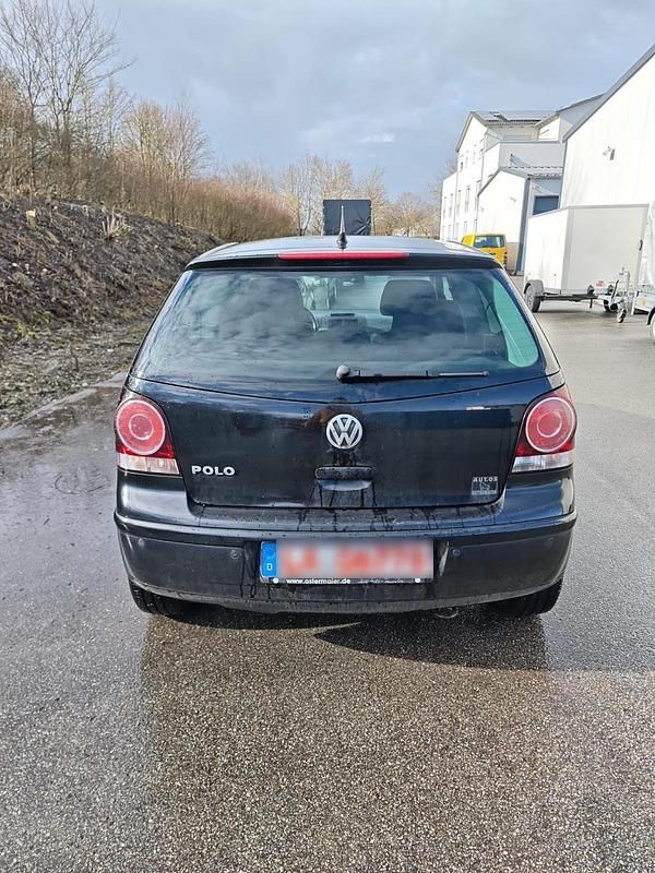 Gebraucht VW Polo 60 PS (44 kW) 2008 Schwarz Kleinwagen