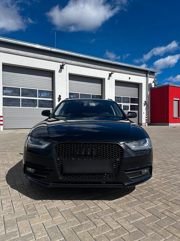 Gebraucht Audi A4 204 PS (150 kW) 2015 Schwarz Kombi