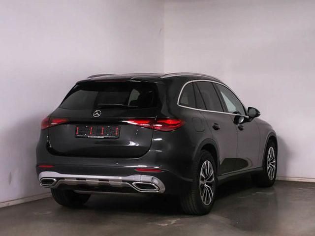 Gebraucht Mercedes 200 Avantgarde 204 PS (150 kW) 2024 SUV