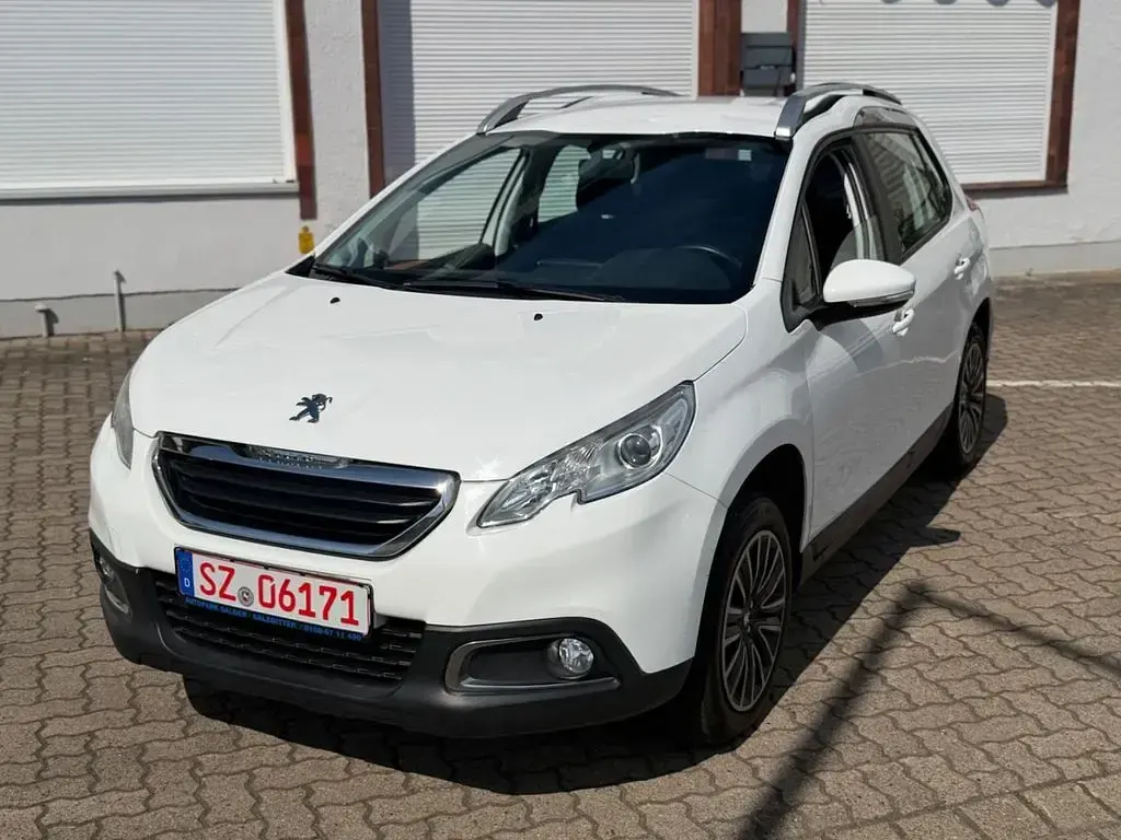 Gebraucht Peugeot 2008 Allure 92 PS (67 kW) 2014 Weiß SUV