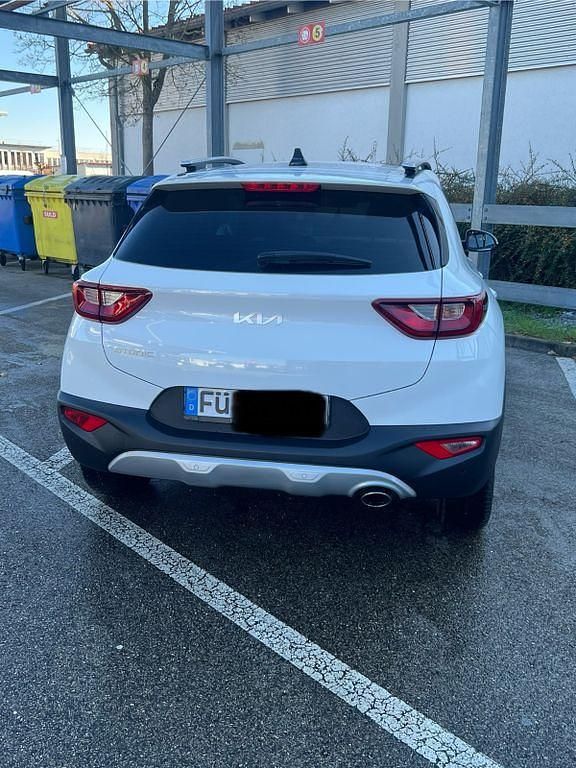 Gebraucht Kia Stonic 108 PS (79 kW) 2024 Weiß SUV