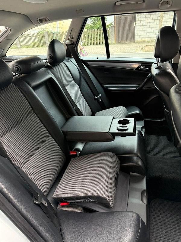 Gebraucht Mercedes 320 224 PS (164 kW) 2005 Silber Kombi