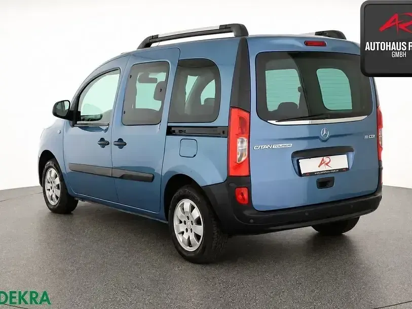 Gebraucht Mercedes Citan 111 110 PS (80 kW) 2018 Kornelitblau Van / Kleinbus