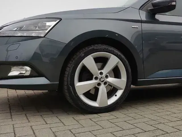 Usata Skoda Fabia Clever 110 CV (80 kW) 2018 Grigio Station wagon