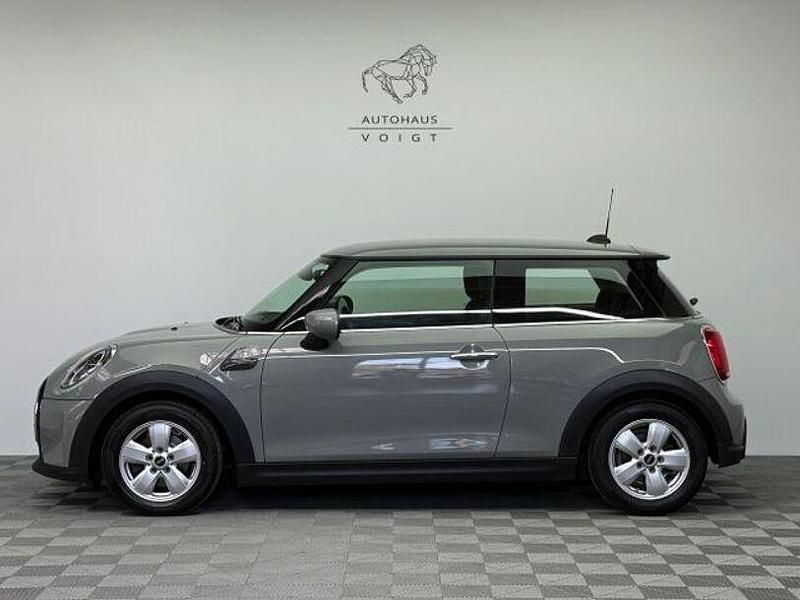 Gebraucht Mini Cooper Essential 136 PS (100 kW) 2022 Grau Kleinwagen