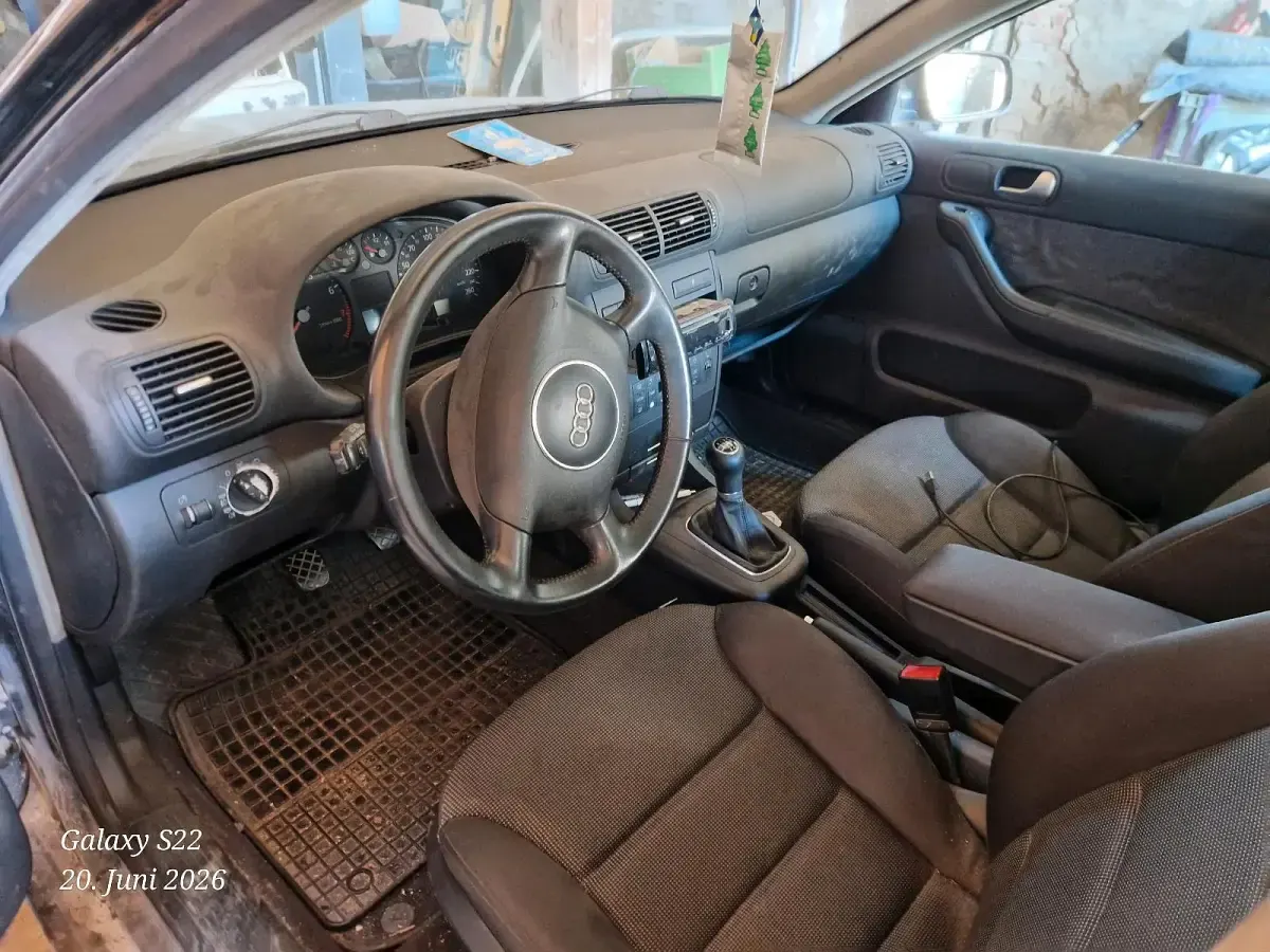 Gebraucht Audi A3 150 PS (110 kW) 2002 Schwarz Kleinwagen