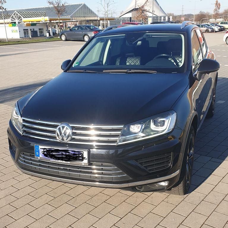 Gebraucht VW Touareg Edition 262 PS (192 kW) 2017 Schwarz SUV
