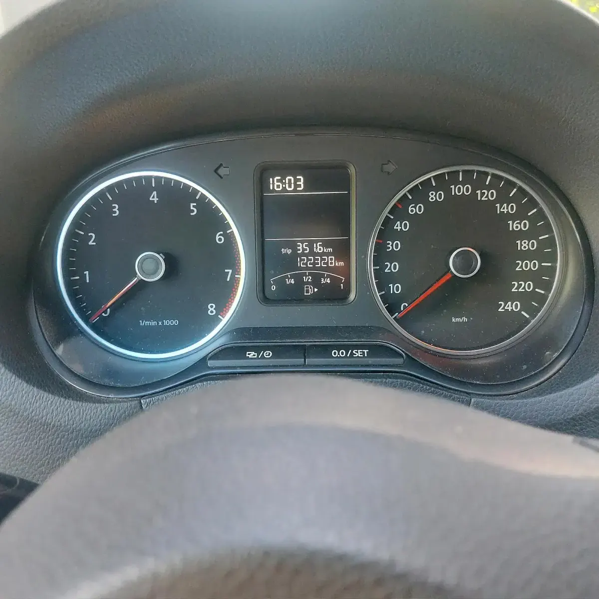 Gebraucht VW Polo 105 PS (77 kW) 2014 Schwarz Kleinwagen