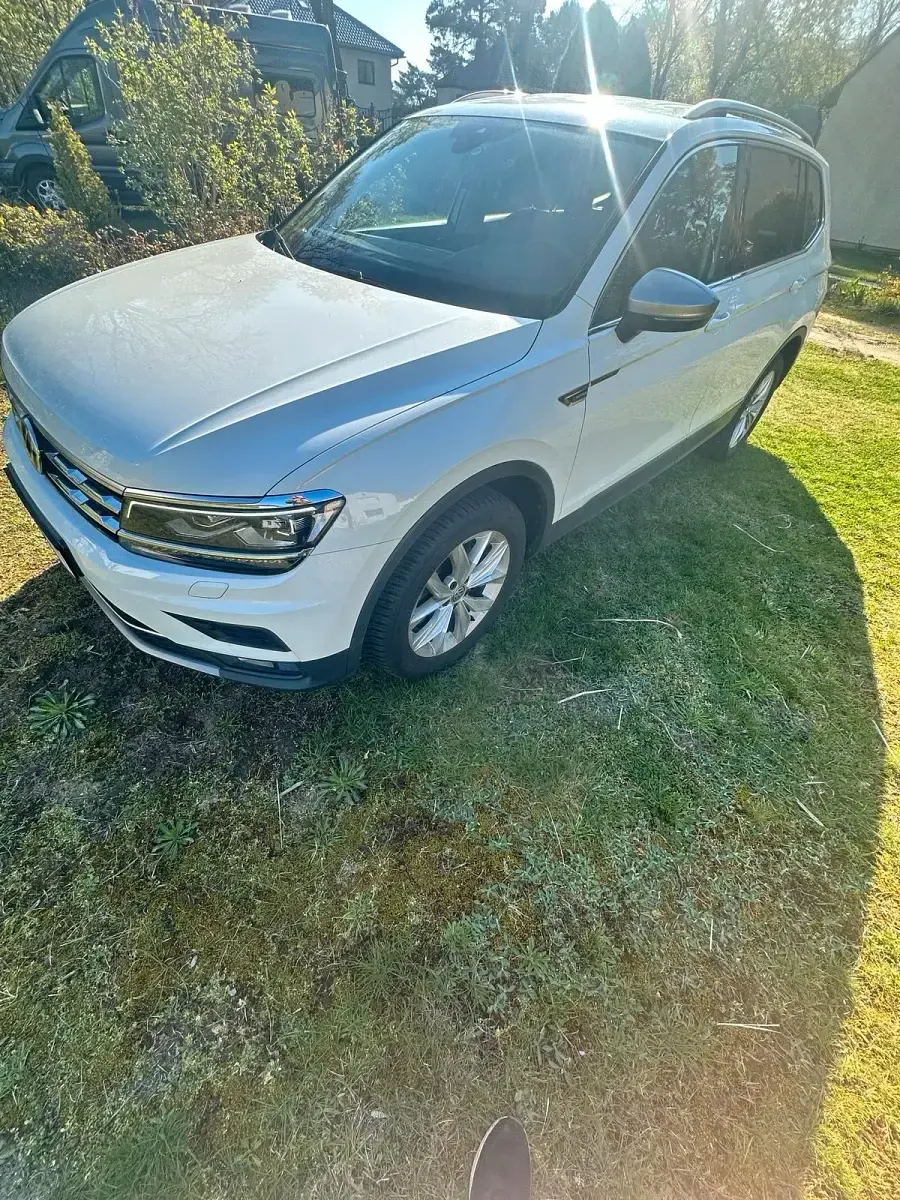 Gebraucht VW Tiguan Allspace Highline 150 PS (110 kW) 2020 Weiß SUV