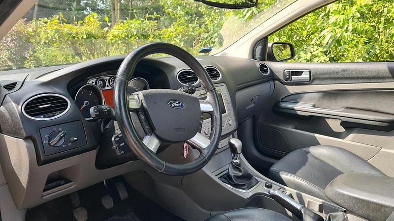 Gebraucht Ford Focus Cabriolet 136 PS (100 kW) 2008 Silber Cabrio