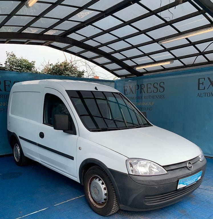 Gebraucht Opel Combo 69 PS (50 kW) 2008 Weiß Van / Kleinbus