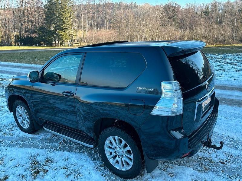 Gebraucht Toyota Land Cruiser 190 PS (139 kW) 2011 Schwarz SUV