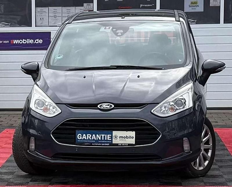 Grau Gebraucht 2014 Ford B-MAX Titanium Van / Kleinbus | 2.499 € (Superpreis) - Bild 1/4