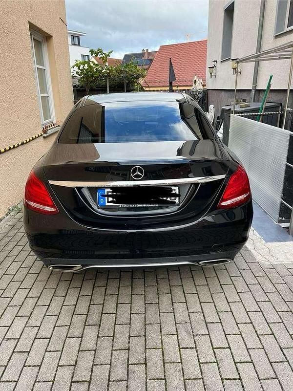 Gebraucht Mercedes C250 Avantgarde 211 PS (155 kW) 2017 Schwarz Limousine