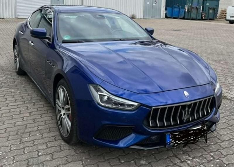 Gebraucht Maserati Ghibli 349 PS (256 kW) 2018 Blau Limousine