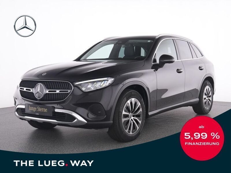Schwarz metalliclack obsidians Gebraucht 2024 Mercedes GLC200 Avantgarde SUV | 48.885 € (Superpreis) - Bild 1/4