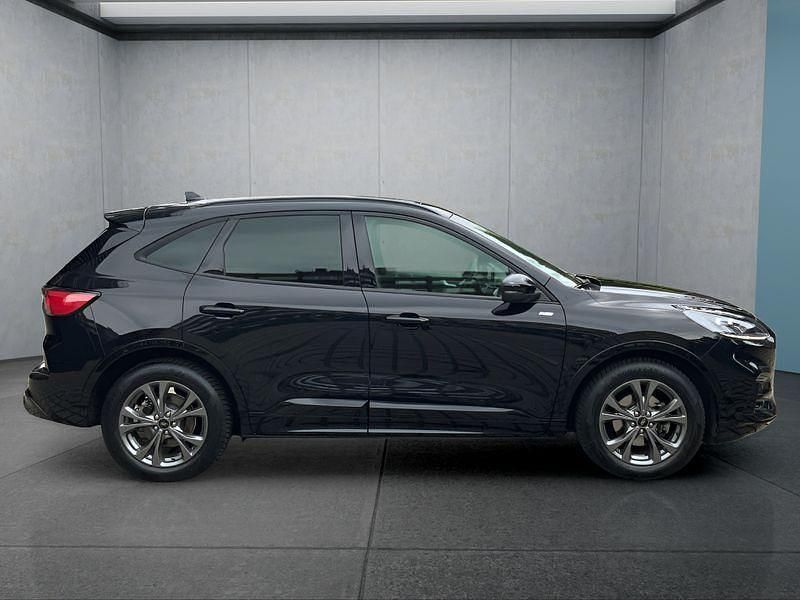 Gebraucht Ford Kuga ST-Line X 150 PS (110 kW) 2024 Schwarz SUV