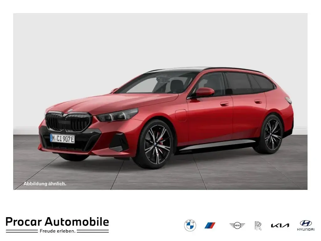 Gebraucht BMW 550e M Sport 313 PS (230 kW) 2025 Kombi