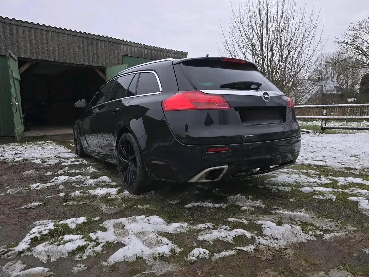 Gebraucht Opel Insignia OPC 325 PS (239 kW) 2012 Schwarz Kombi